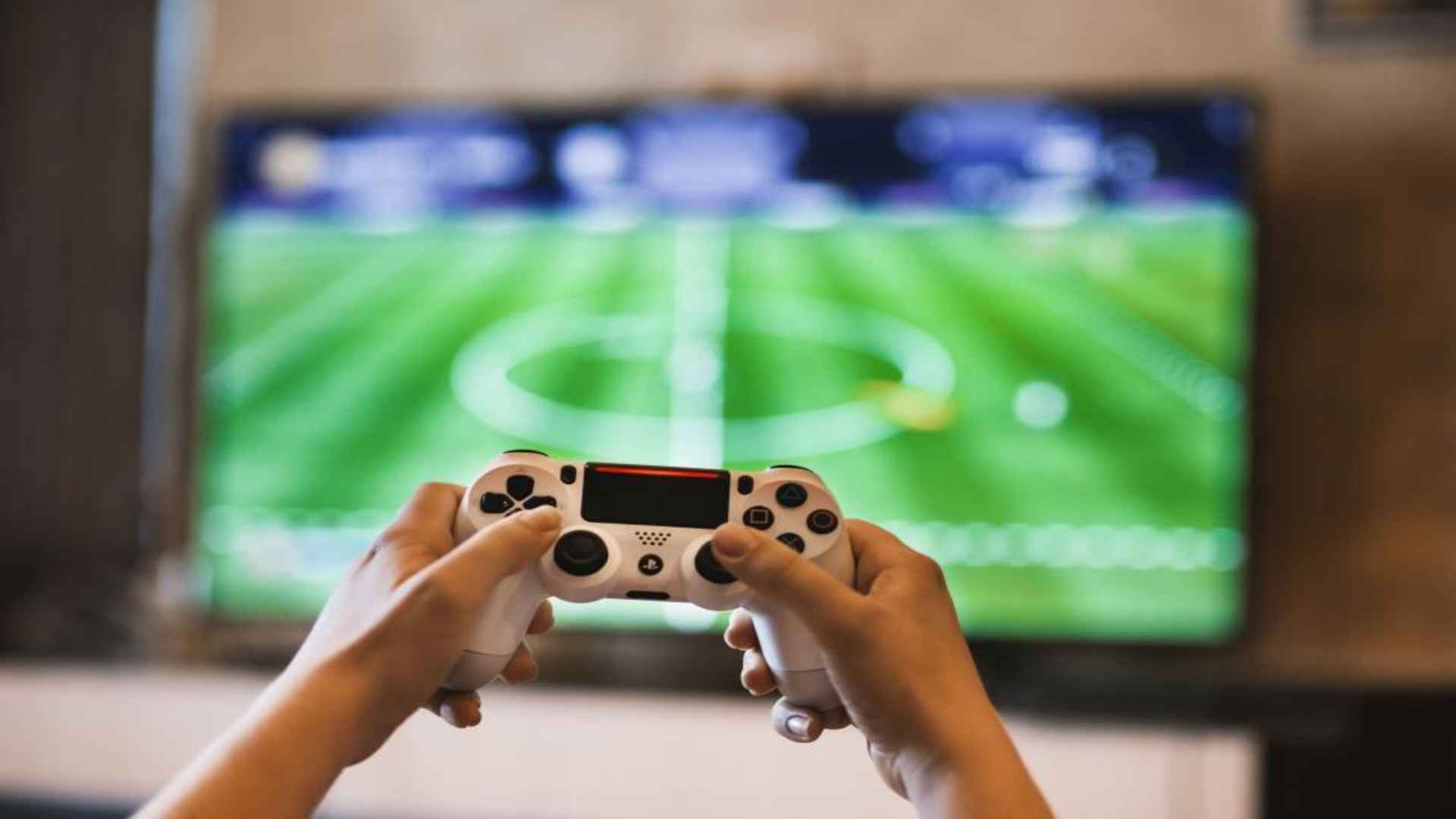 Fantasy Football vs. Virtual Football Games: Which Offers Better Engagement?